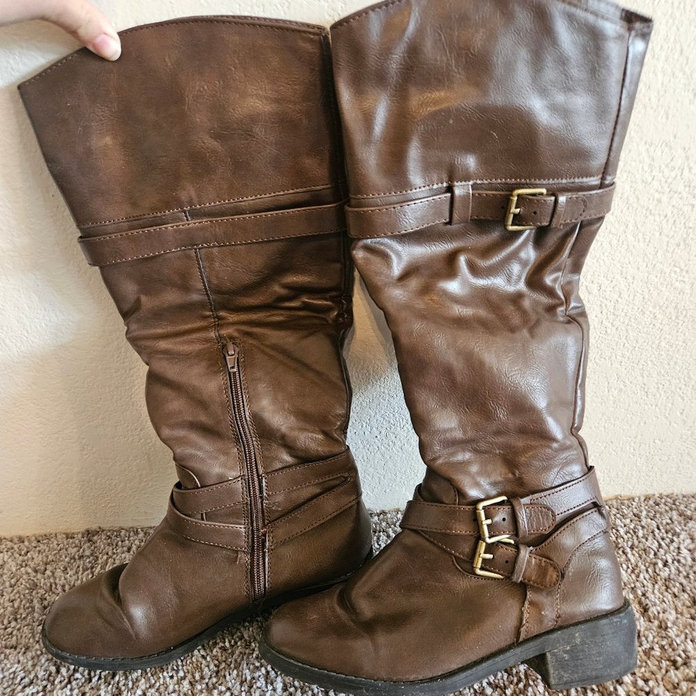 knee high boots